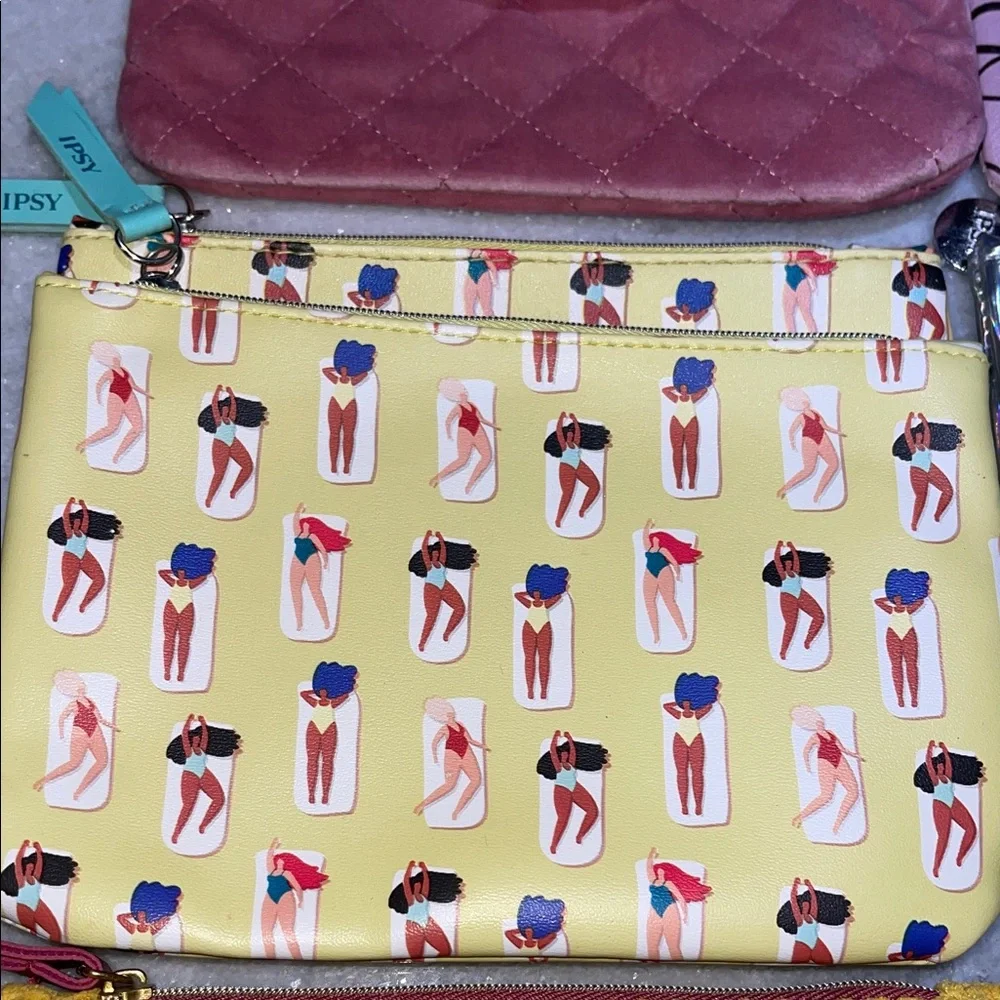 Ipsy 8pc 2020 set - Multicolor